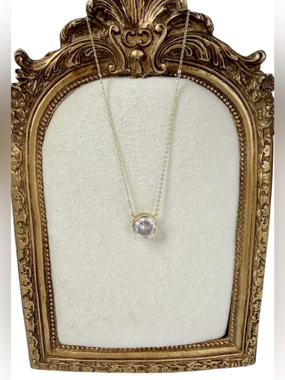 Melinda Maria Baroness Pendant 10mm Gold Solitaire Crystal Pendant Necklace